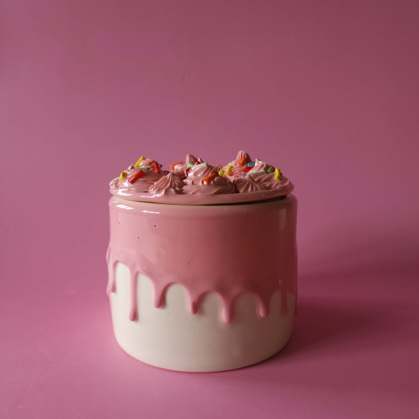 Cake Box with sprinkles and piped icing