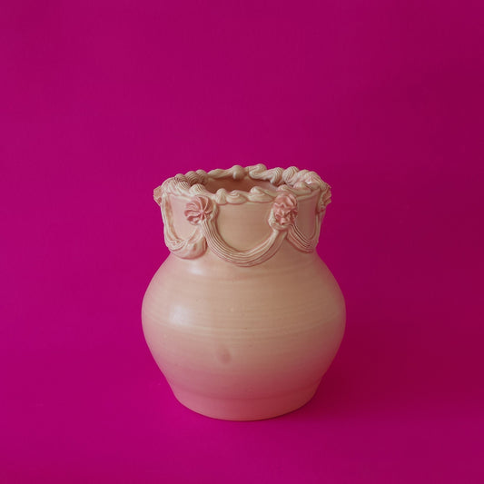 Cake vase Strawberry buttercream