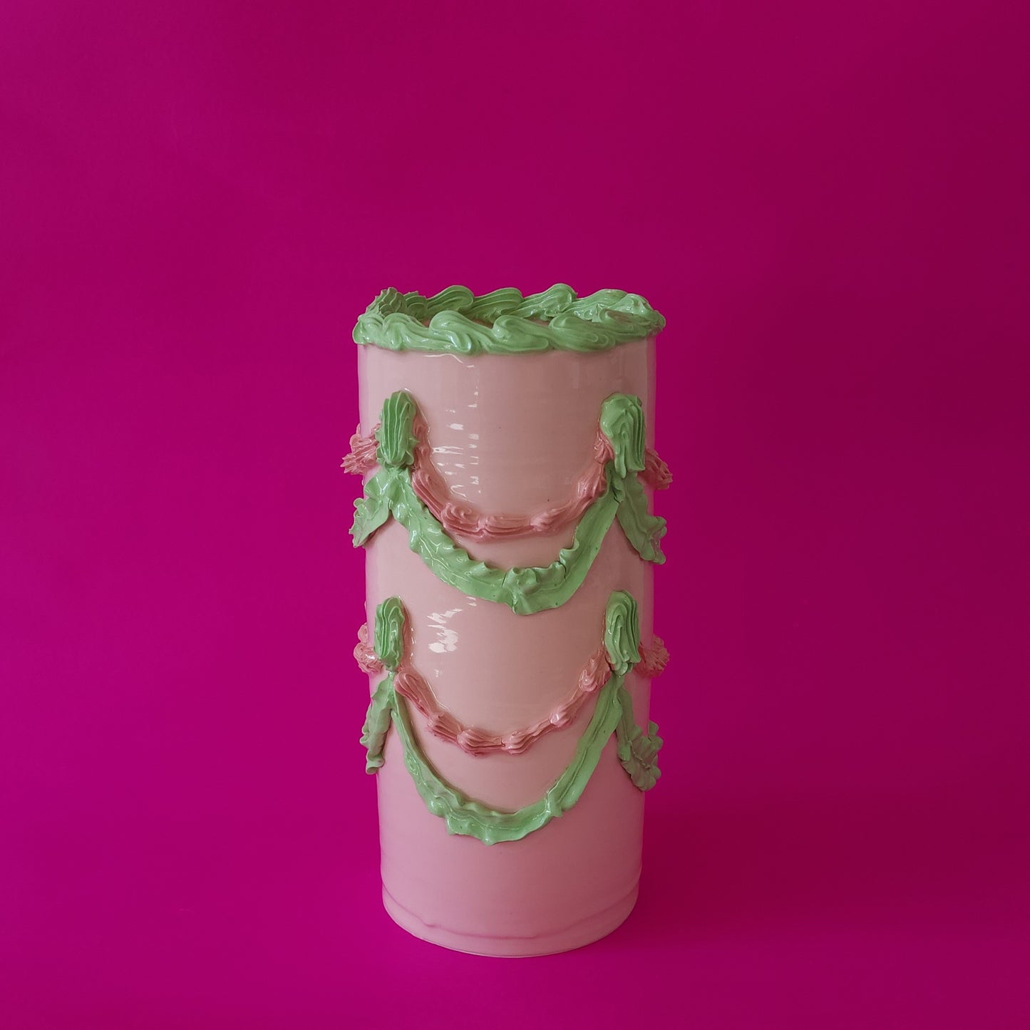 Cake vase Strawberry + mint