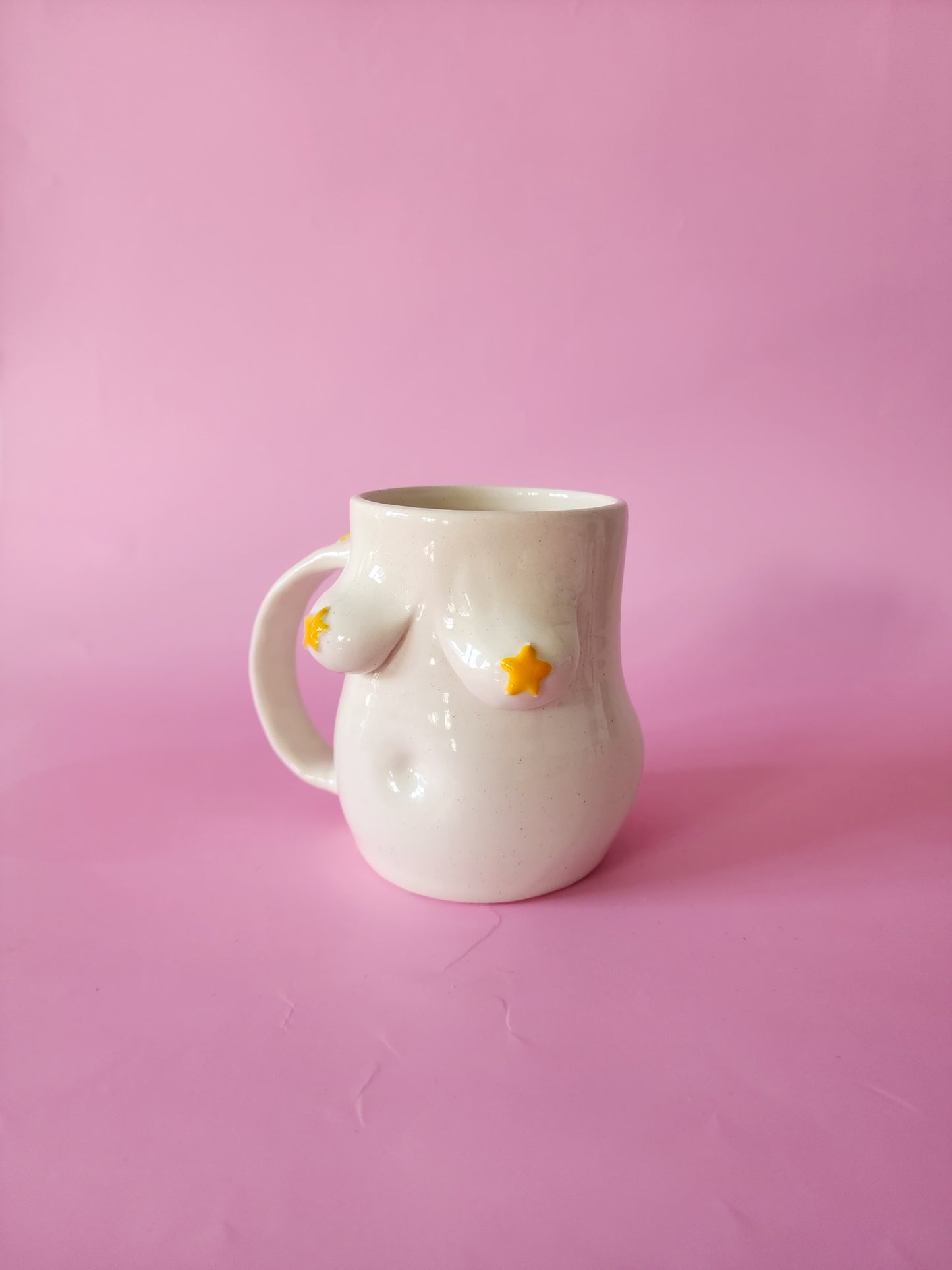 Boob mug - yellow stars
