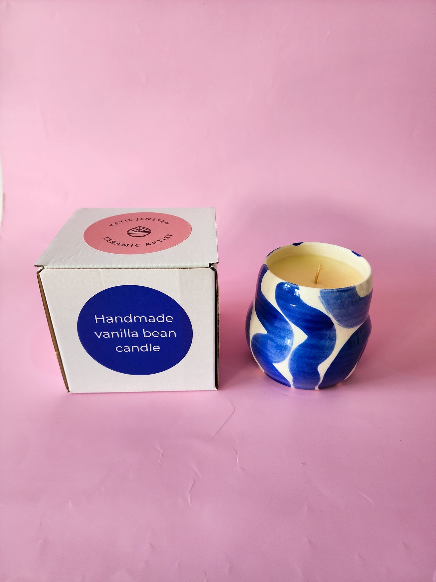 Ceramic candle - Vanilla bean - blue squiggle