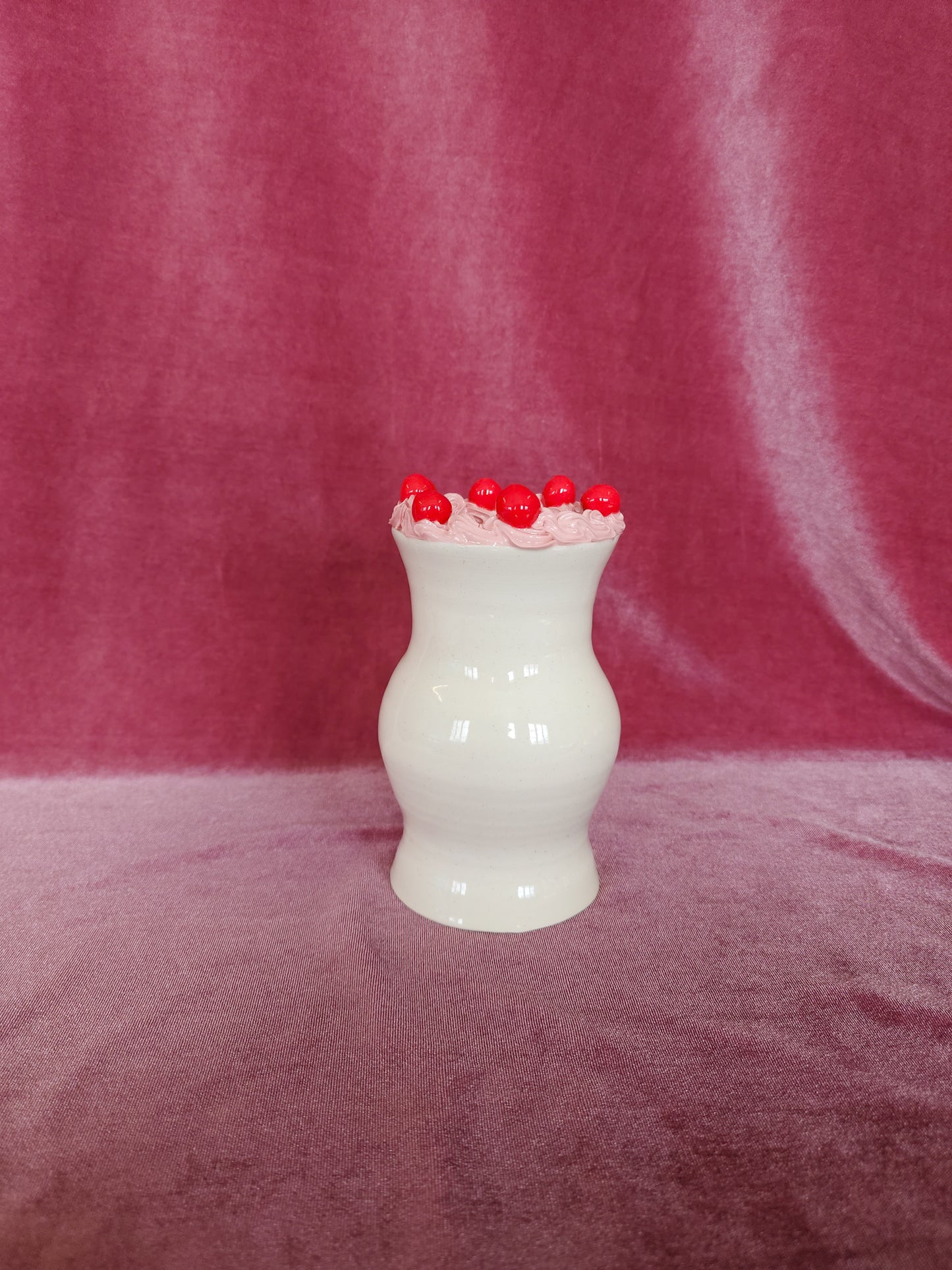 Cake vase - cutie patootie