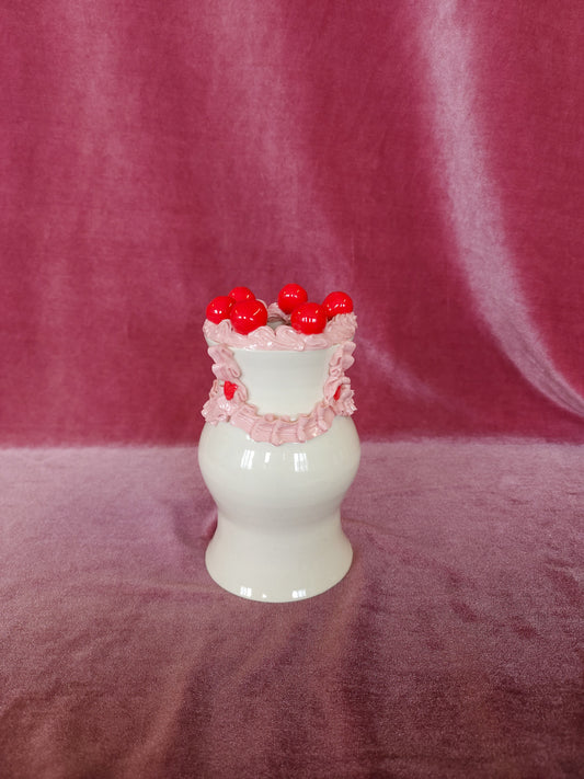 Cake vase - cutie pie