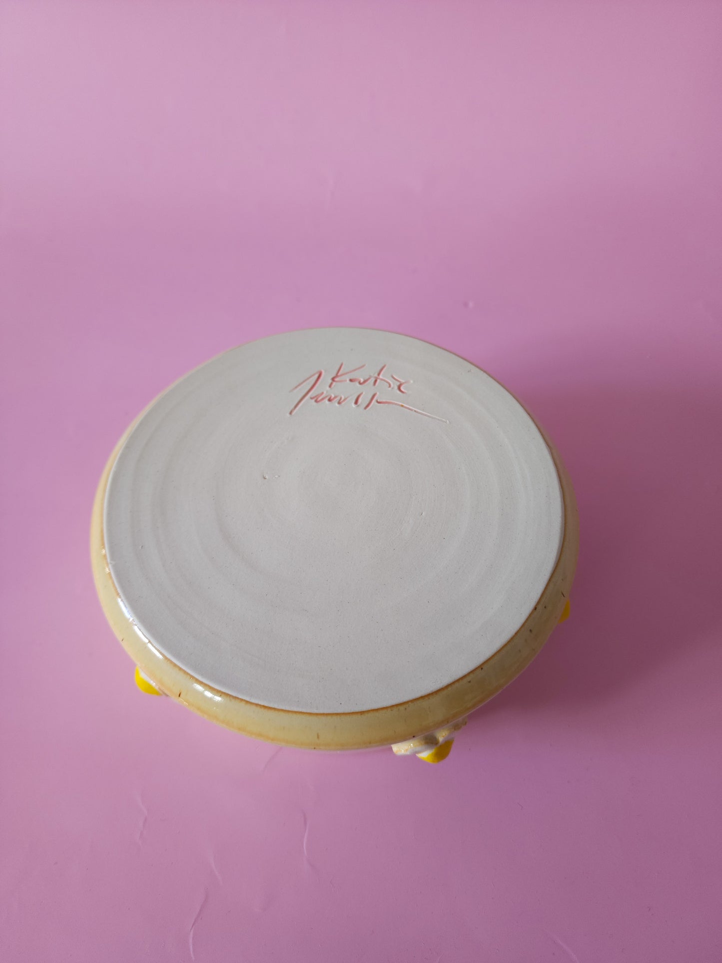 Speckled daisy dog bowl