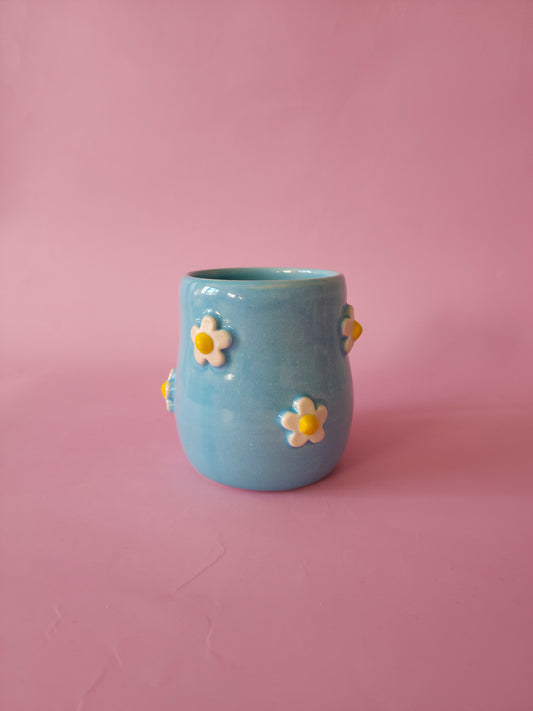 Blue daisy mug