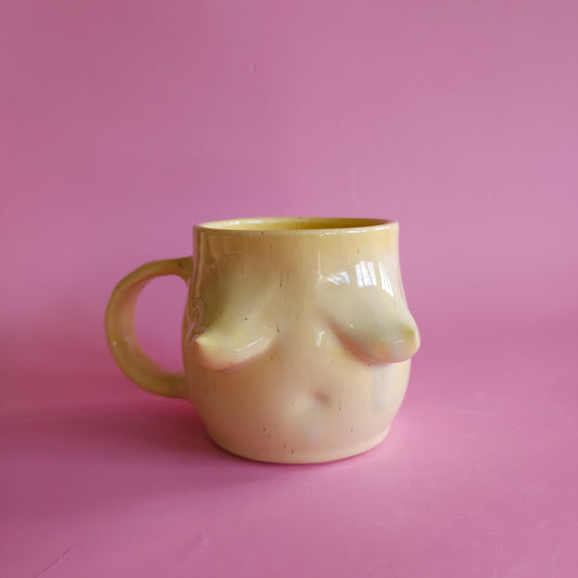 Holly A. Boob mug - 400ml