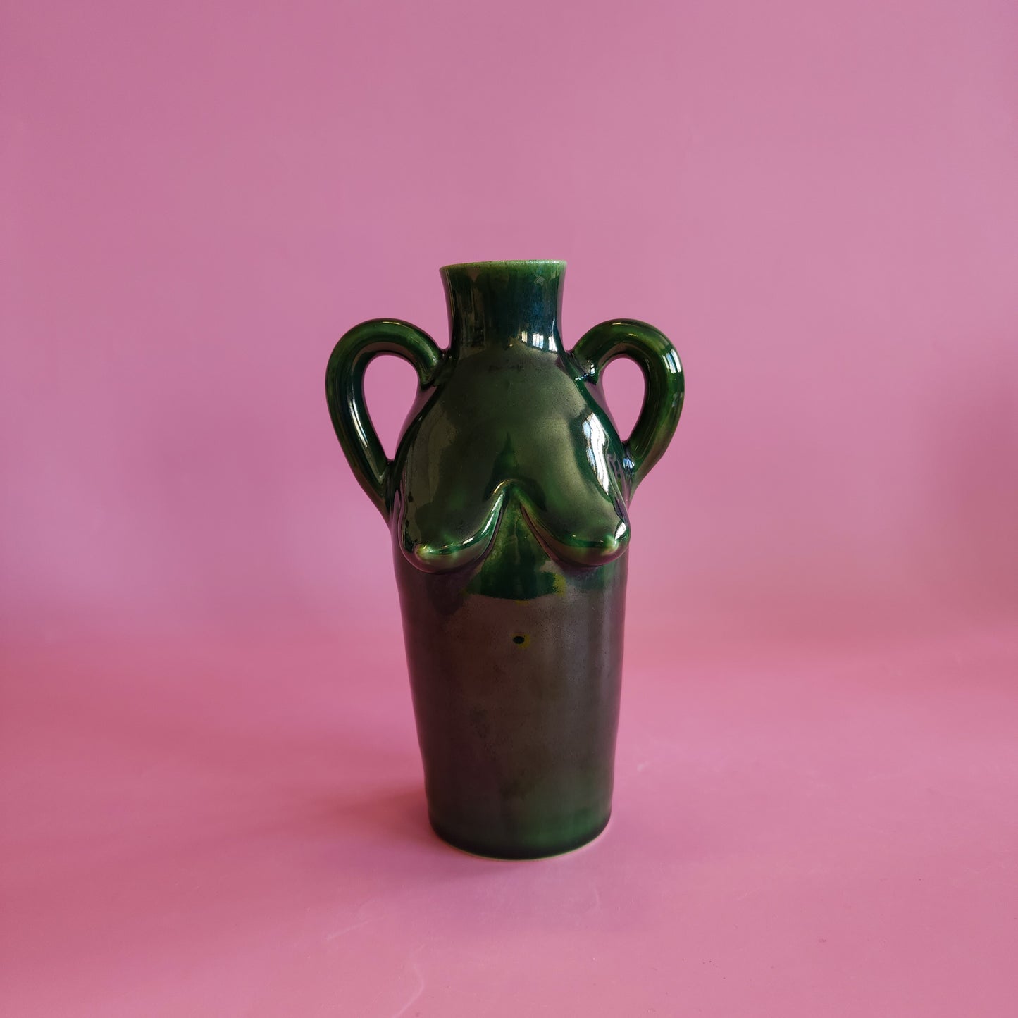 Boob vase - green