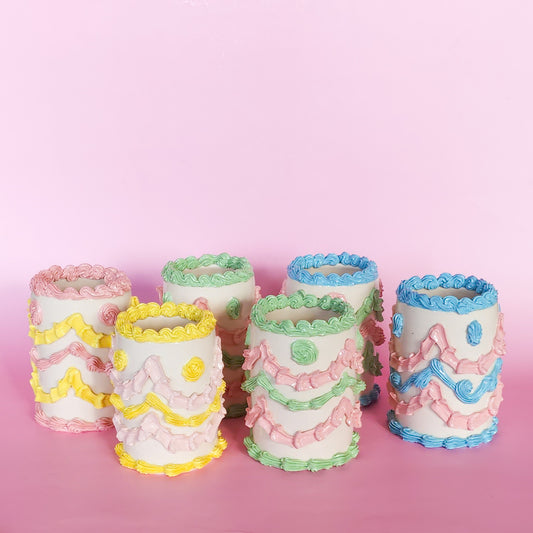 Cake vase