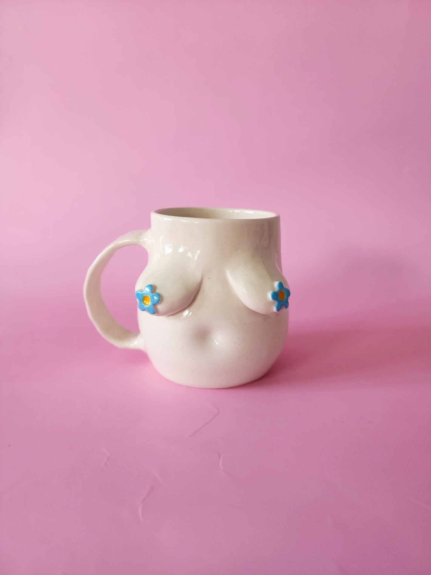 Boob mug - Blue Daisies