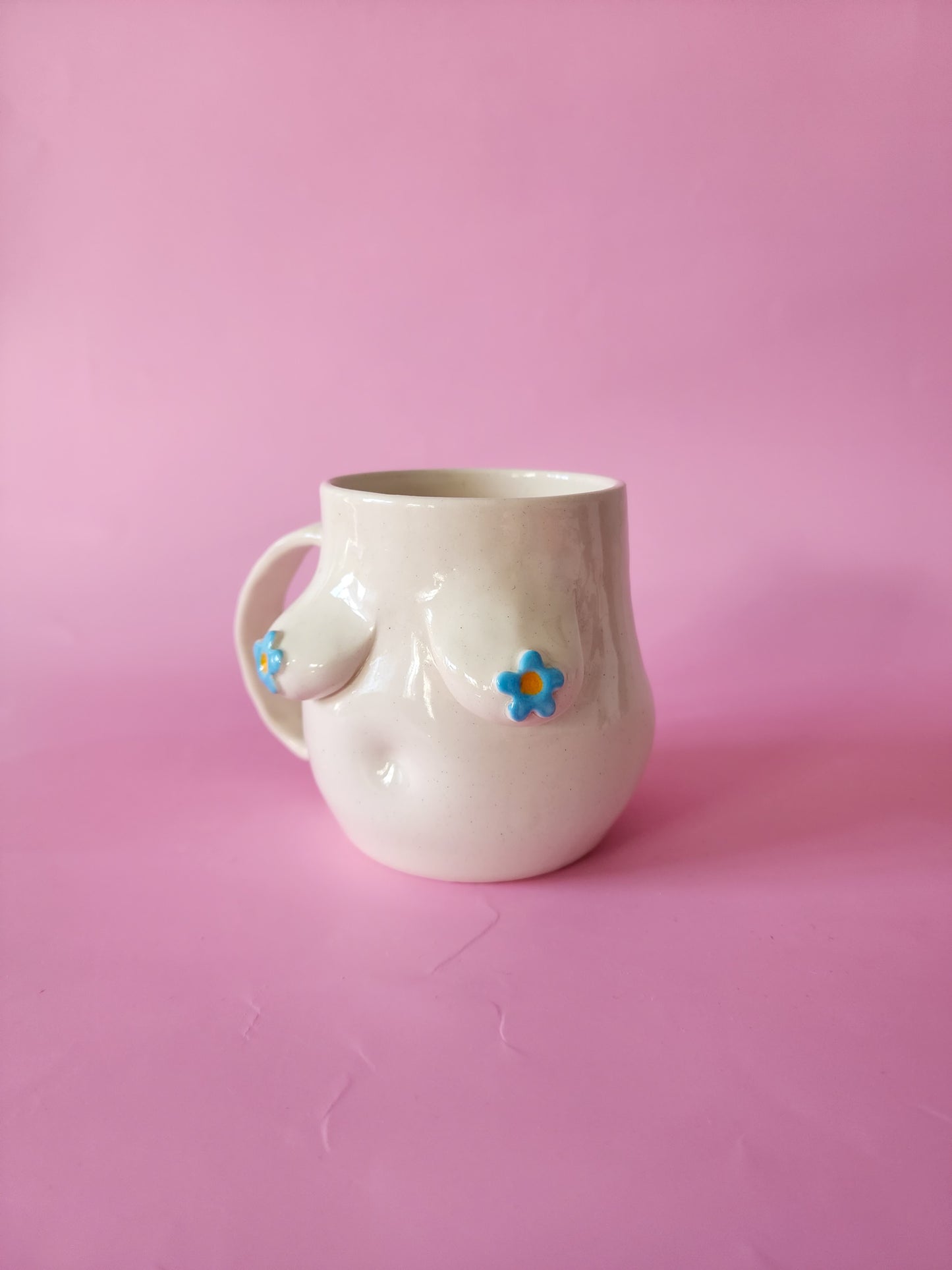 Boob mug - Blue Daisies