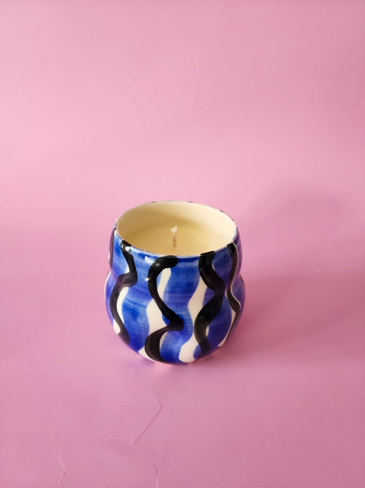 Ceramic candle - Vanilla bean - blue + black squiggle