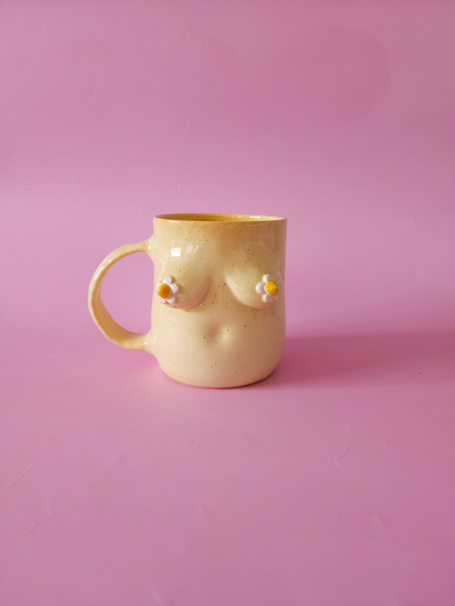 Boob mug - speckle + daisies