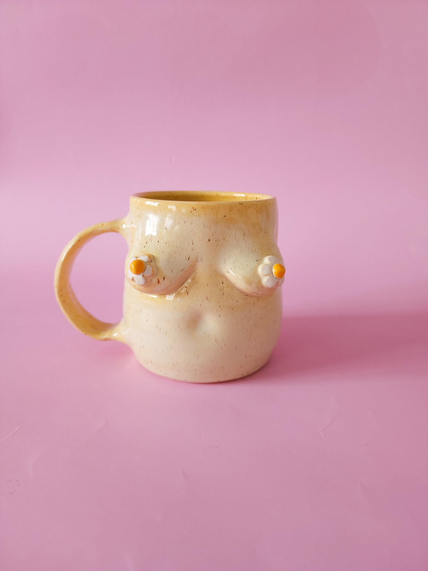 Boob mug - speckle + daisies