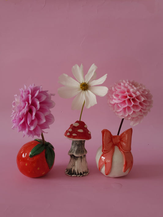 Small vase making workshop - April 18th