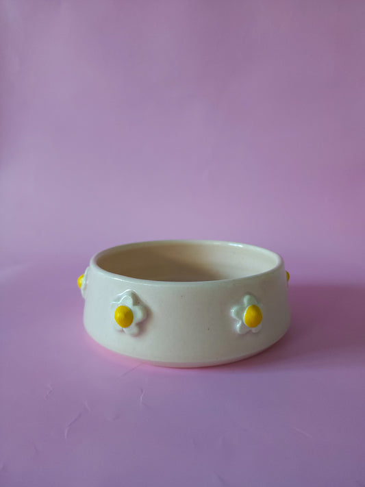 Pink daisy dog bowl