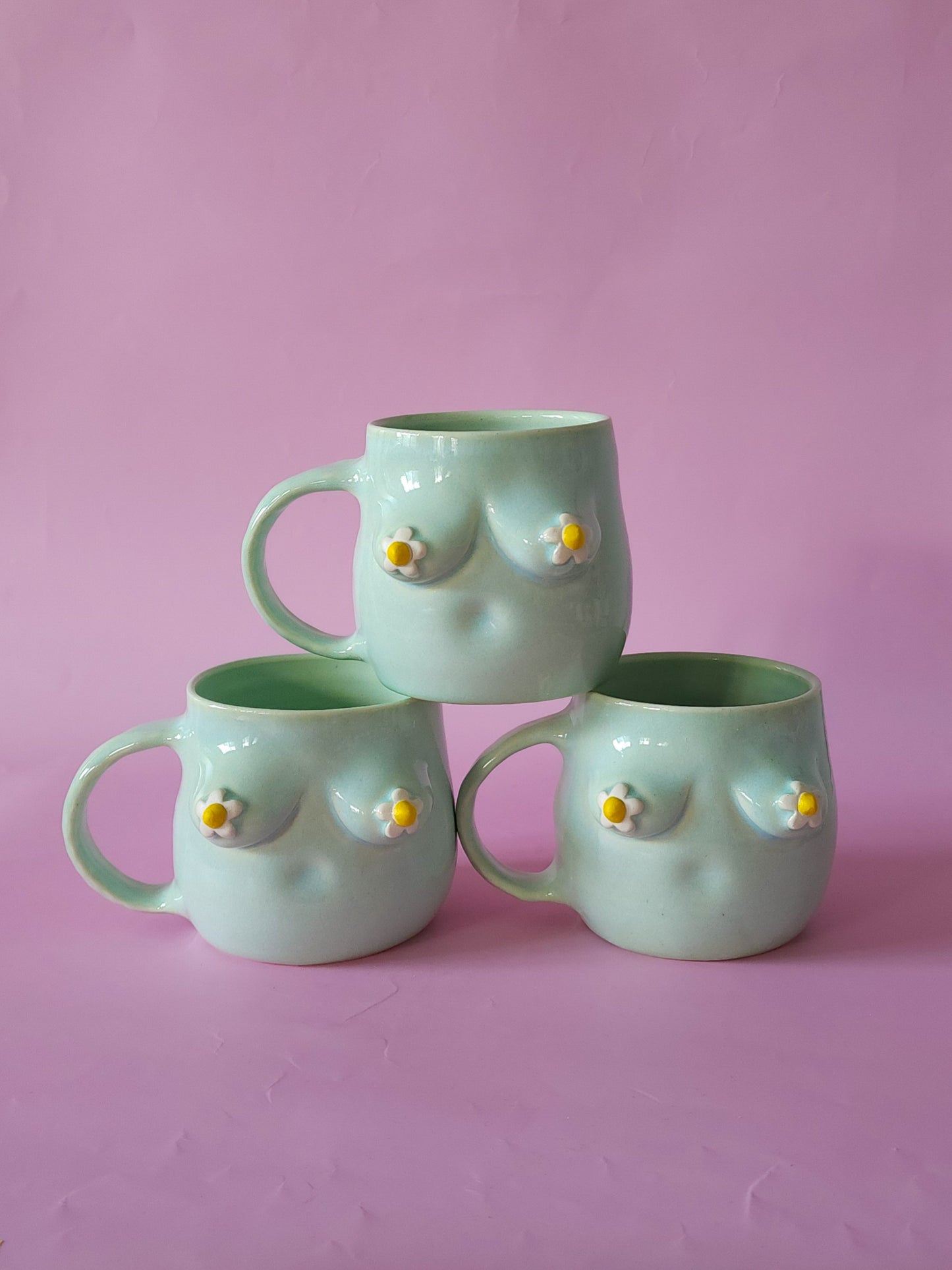 Boob mug - mint green + daisies