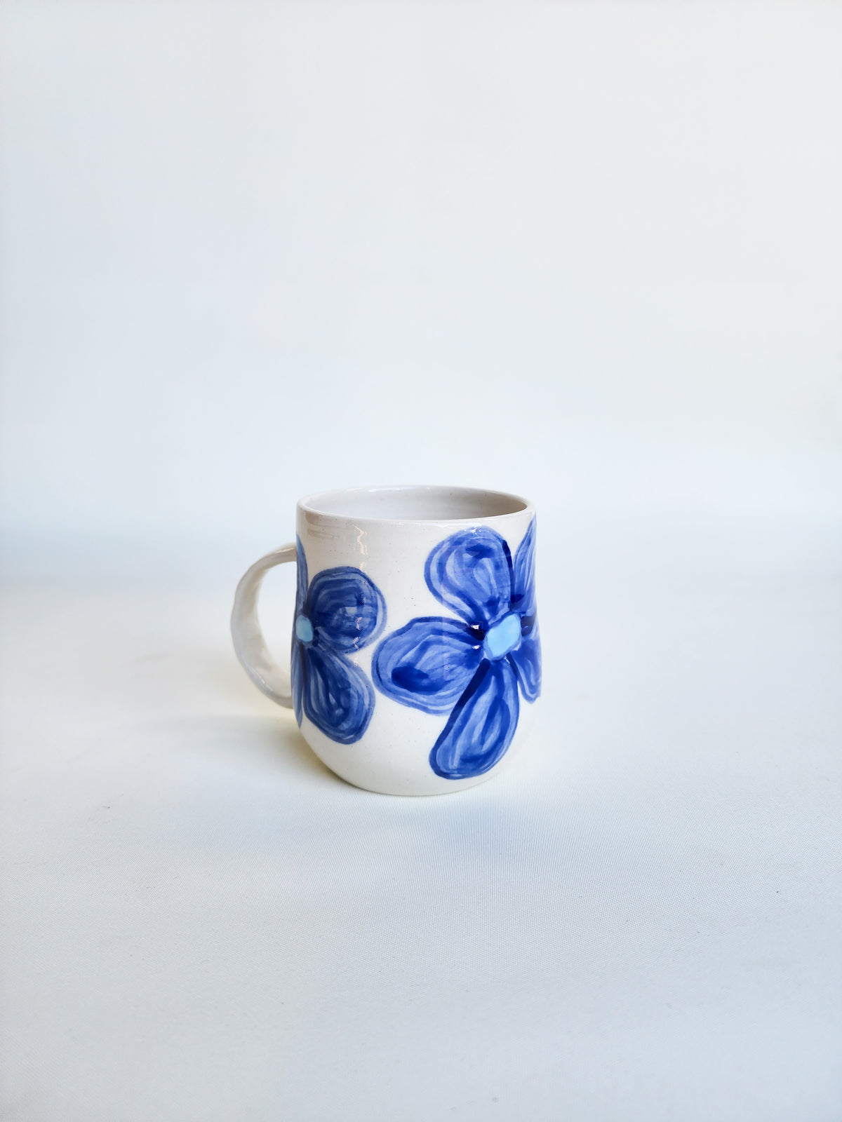 Blue flower mug