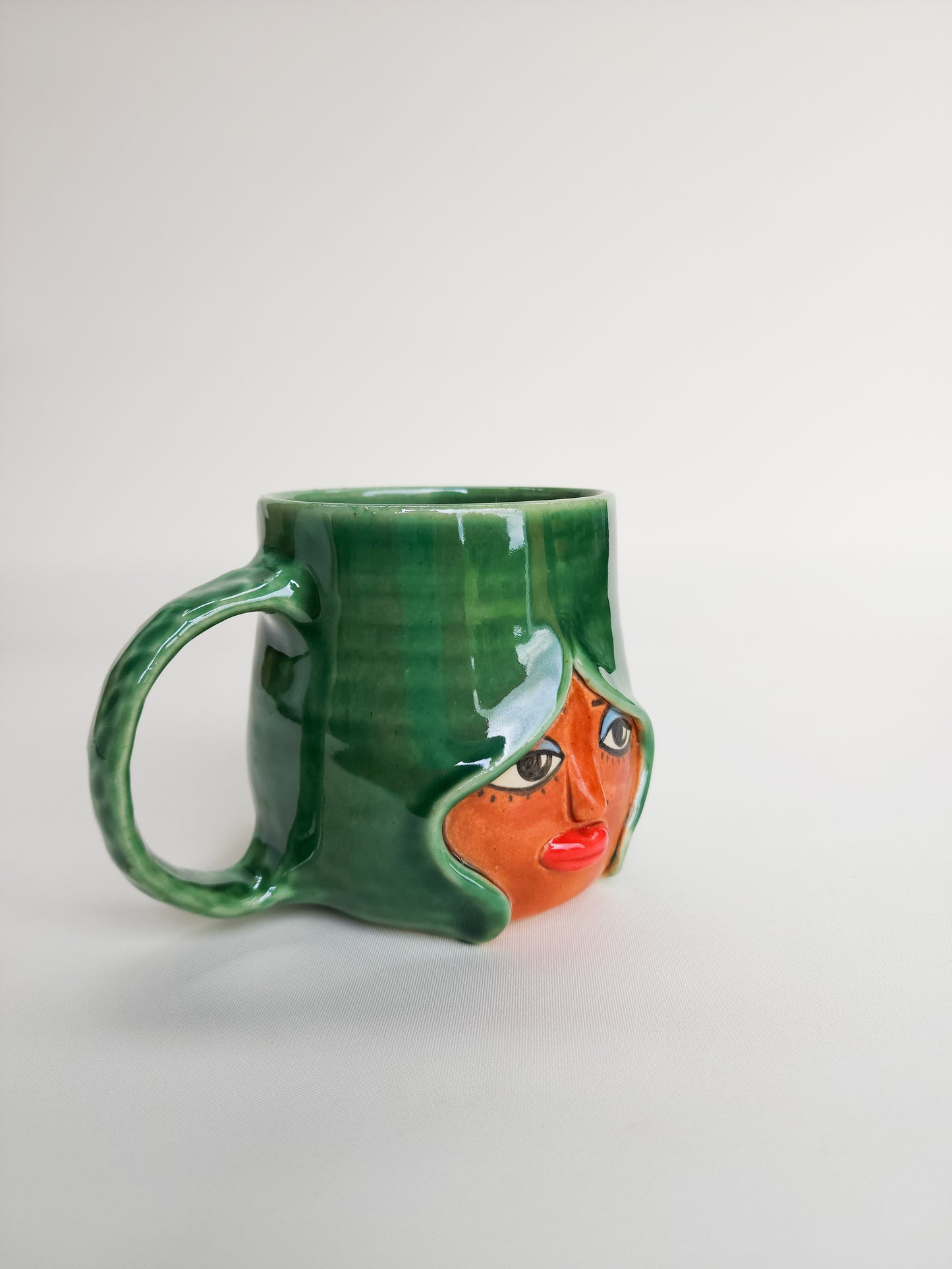 Daisy face mug
