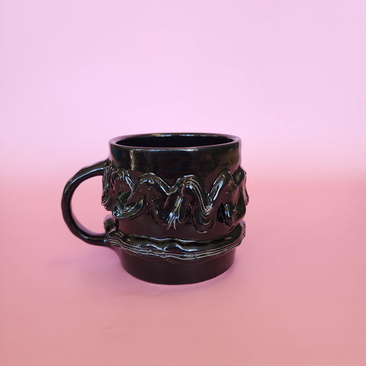 Pottery mug - glossy black