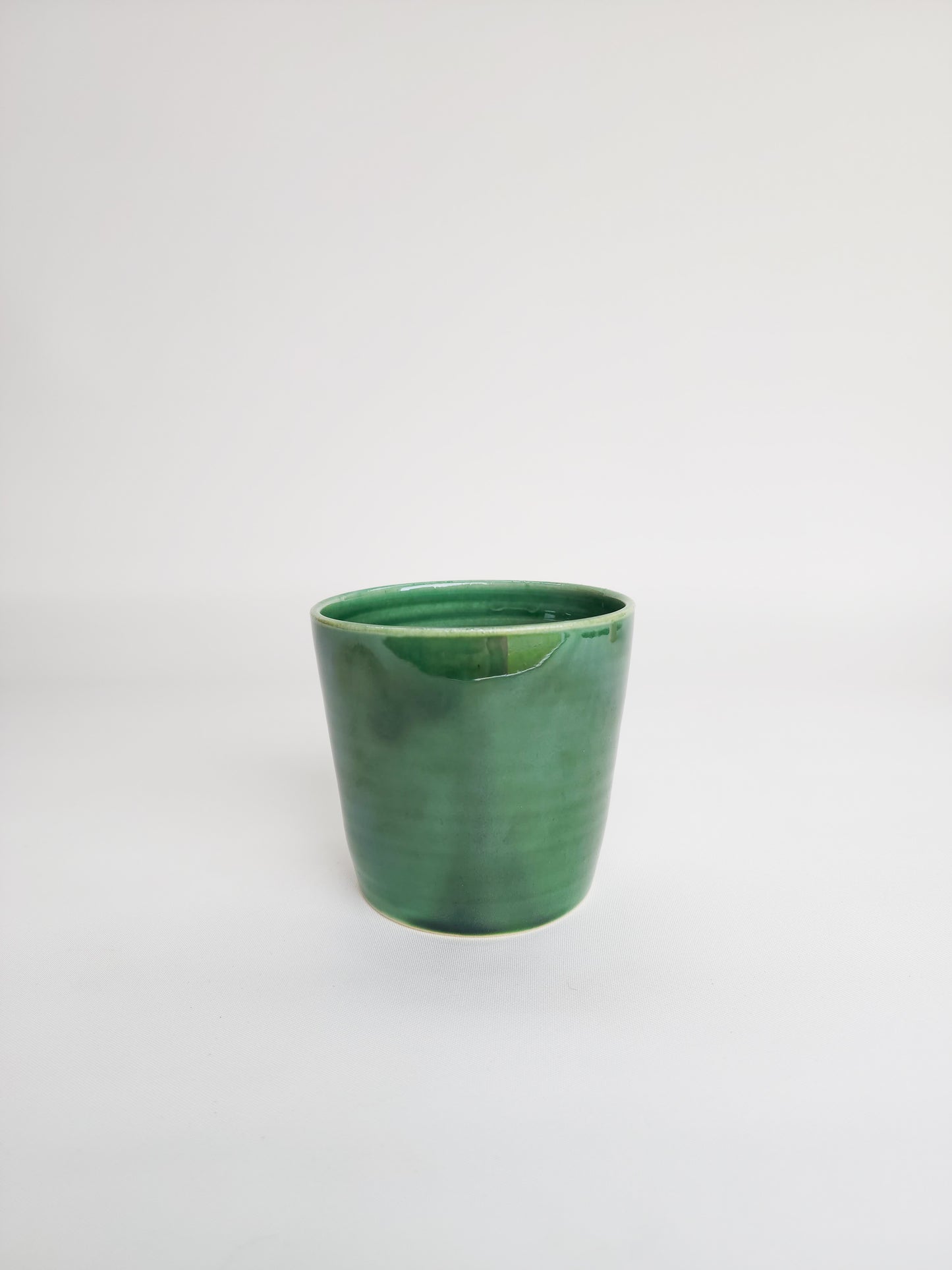 Glossy green tumbler