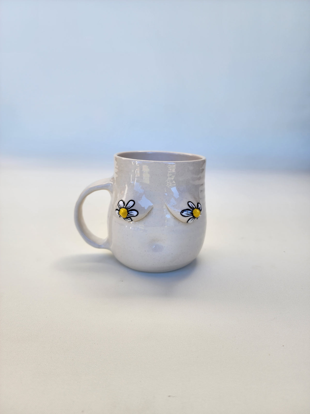 Boob mug - daisies