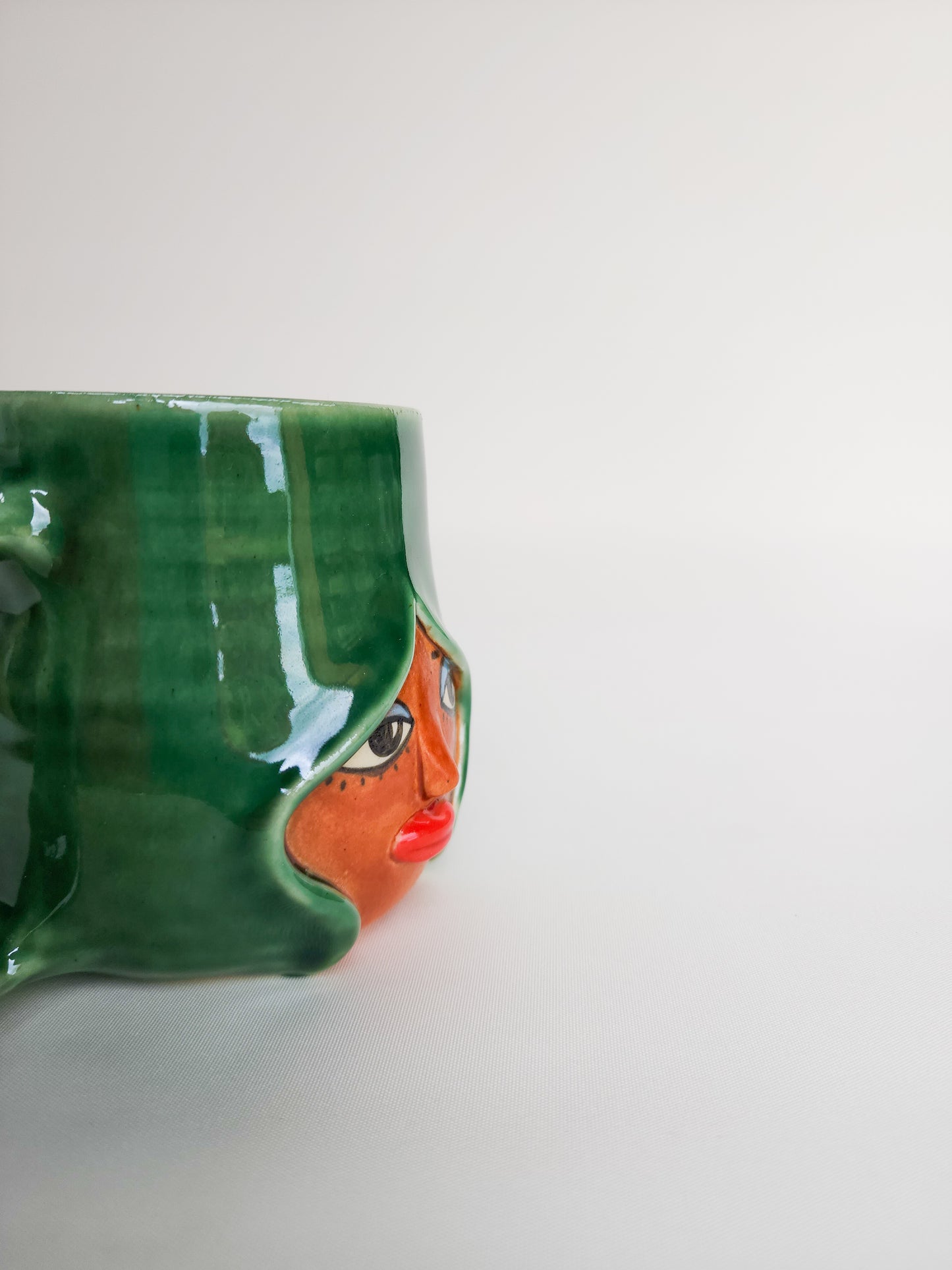 Daisy face mug
