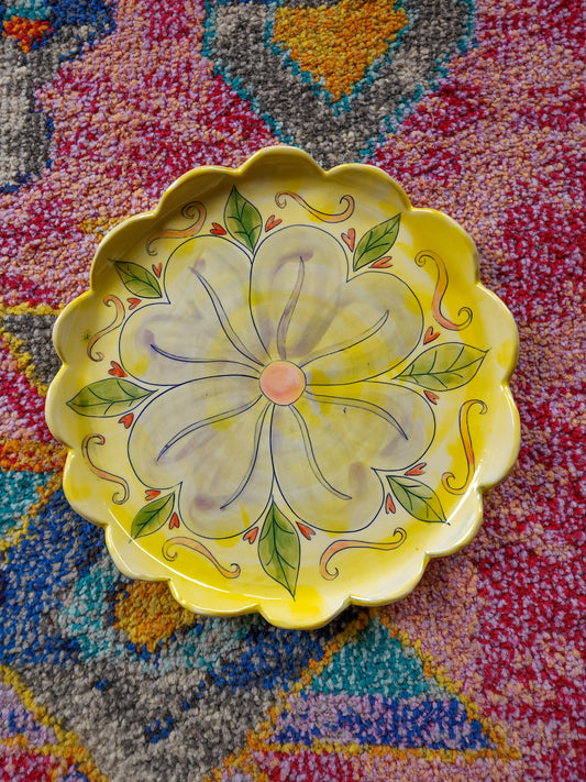 Scalloped Flower Platter
