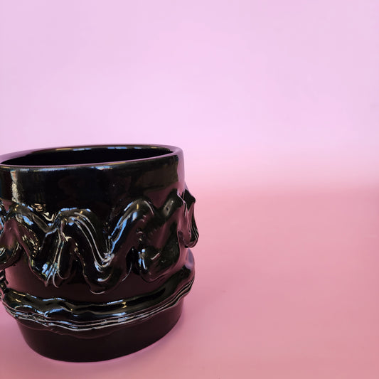 Pottery mug - glossy black