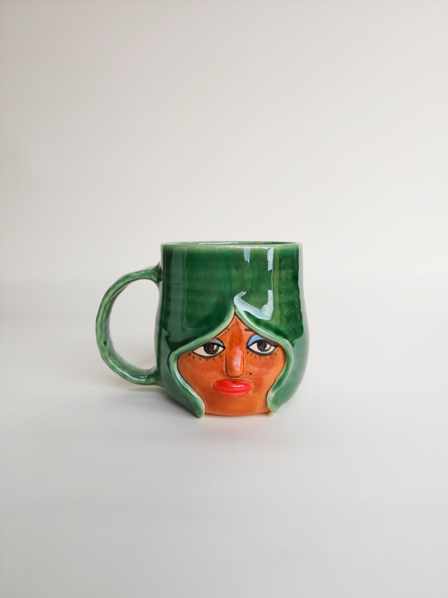 Daisy face mug